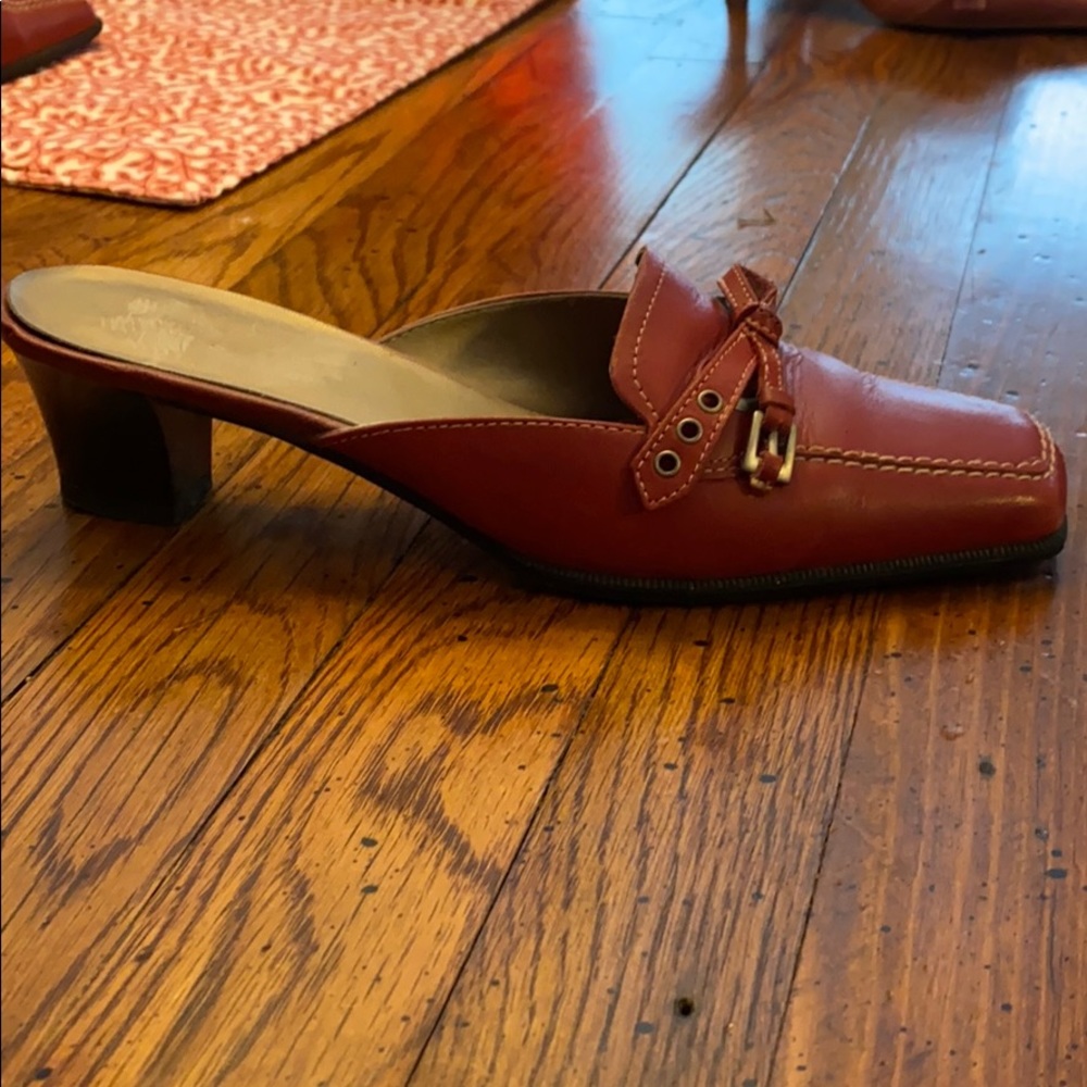 Women’s Red Dress Shoe